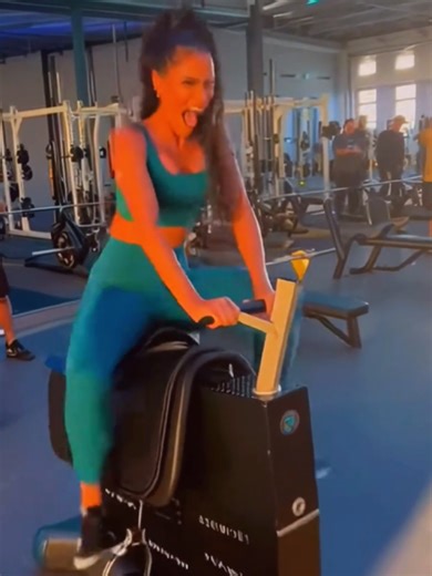 Weight Loss Journey: Funny Moments and Challenges