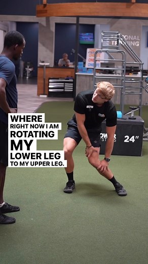 1K views · 243 reactions | Knee Flexion: Rotation in Squats 2/3, In...