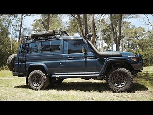 SAFARI ARMAX TOYOTA LAND CRUISER 70 Series Troop Carrier BLOOPY