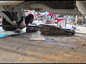 FULL VIDEO Girl mechanic repairs broken gears and replaces new gearbox for badly damaged truck | Rasidul