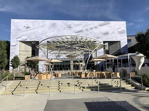 Apple's WWDC 2018 pass pairs NFC with Face ID & Touch ID for access | AppleInsider