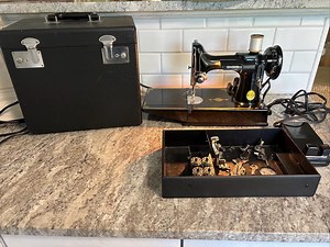Vintage Singer Featherweight 221 Sewing Machine 1950 W/case, Manual, Huge Lot! - Etsy