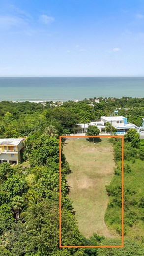 Terreno en venta – Barrio Puntas, Rincón 🌴 Excelente oportunidad para invertir en una de las zonas más deseadas del oeste. Ideal para construir la propiedad de tus sueños o desarrollar un proyecto a tu medida, rodeado de naturaleza y a pocos minutos de las hermosas playas de Rincón. 📍 Ubicación: Barrio Puntas, Rincón 📞 Para más información, contacta hoy y haz tu oferta. #bienesraicespuertorico #rinconpr #bienesraicespr | Tropical Coast Properties LLC- Real Estate