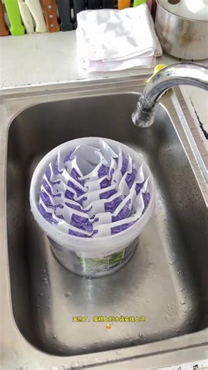 Cool Cake Hack: DIY Ice Packs for Summer Treats