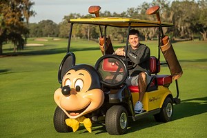 Pro Golfer Bubba Watson and his family visit Disney's Magnolia Golf Course | Chip and Company