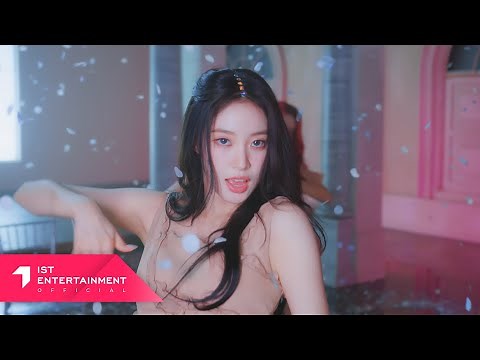 Weeekly 위클리 'Sweet Dream' Performance Video