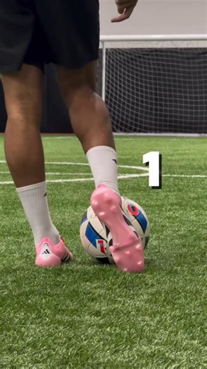 Pick the best shouting technique ⚽🎯 #football #shouting #shorts