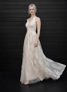 Halter Neck Lace Wedding Dress, Boho A-line Bridal Gown With Open Back, Elegant Floral Lace Applique Dress, Modern Destination Bride Gown - Etsy