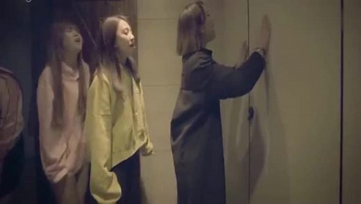 揭秘女生尿急时上厕所是什么反应，这个声音简直“咄咄逼人”