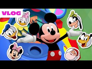 Mickey Mouse Plays the 20 Questions Game! 🐭❓ | Me & Mickey | @disneyjr - Videos For Kids