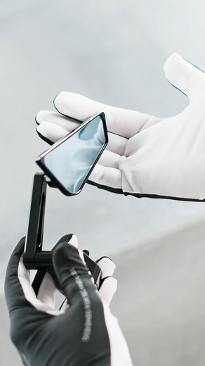 6.1K views · 70 reactions | Flex Your Perspective. Enhance your ride with the Rizoma Cut-Edge, featuring a revolutionary multi-positional mirror system. Customize your visibility by adjusting the mirror above or below the handlebars, tailored to your unique style. Equipped with high-definition, distortion-free glass, the Cut-Edge ensures crystal-clear reflections for heightened safety and awareness in any urban setting. | Rizoma | Facebook