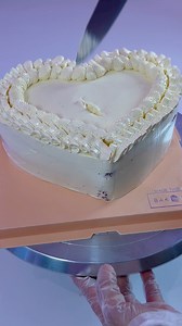 16K views · 43 reactions | bake this blank space cake in our diy baking studio!  #bakebe #bakebeph #baking #baker #diy #bakingstudio #taylorswift #blankspace #blankspacecake #cake #redvelvet #vanilla #strawberry #swiftie #1989 #manila #pasay #qc #bgc #viral #trending | Bakebe PH | Facebook