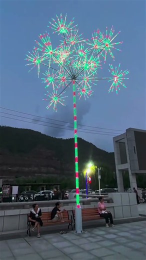 LED Firework Tree.#tree #trees #fireworks #firework #fireworkshow #outdoorlighting #lightingdesign