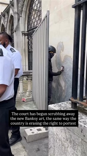 “Art should comfort the disturbed and disturb the comfortable.” - @banksy Video: @goodlawproject | Wear The Peace