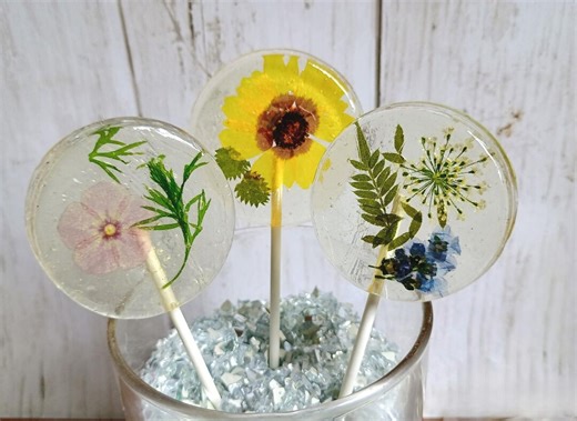 Edible Flower Lollipops, Round Set of 3, Souvenir Lollipops, Real Natural Flowers, Custom Wedding Favors, Summer Party Favors, Woodland - Etsy