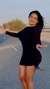 I tried to stay in my feelings… but my playlist had other plans 😅🔥 . . . . #POV #carmenfragoso #iraqidance #middleeasternvibes #danceaesthetic #reelsfunny #latinainthemiddleeast #dancevibes | Carmen Fragoso Oriental Dancer