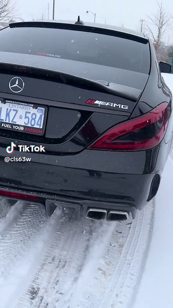 Explore the Mercedes CLS63 AMG Performance and Features