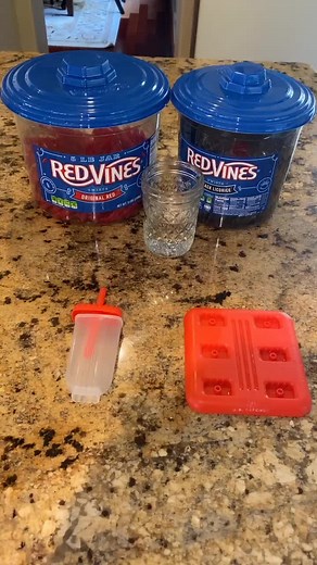 This is the licorice love popsicle💓! This has been one of my favorite for awhile! Who’s ready for the results🎊? #popsicle #TodayILearned #foryou