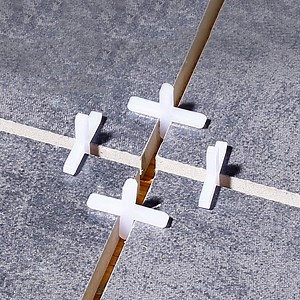 [Hot Item] Factory Wholesale Best 100PCS Ceramic Wall Floor Cross Spacers Leveling System Plastic Tile Spacer