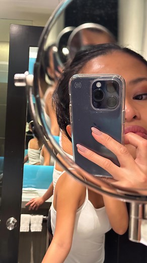 Bout to catch another flight 😻 #instaflying #flyinglife #flyingsolo #travelgirlshub #flyinginthesky #pinayworldtraveler #pinaytraveler #pinaytraveller | Kim from The Philippines