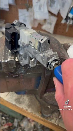 ￼ Honda Accord ignition repair not an instructional video #allockandkeyco #locksmithlife ￼