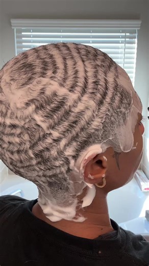 Transform Your Curls into 360 Waves: A Guide