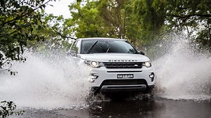 2015 Land Rover Discovery Sport Review: SE and HSE, off-road and on-road