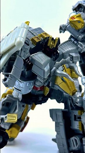 Dinobots combine! Here comes VOLCANICUS!! #transformer #dinobots #combiners