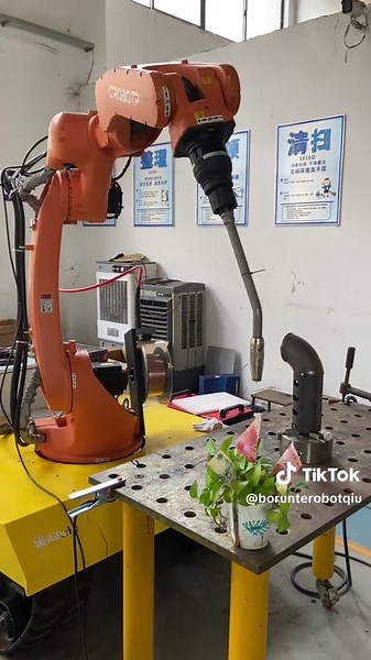 #welding robot#spray# painting robot#No#-programming six-axis robot#Stamping# robot#Die# casting robot#Injection# molding robot