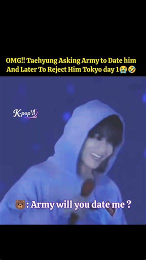 😱 Taehyung propose Army then got rejected live Tokyo day 1😭😂#taehyung #youtubeshorts #bts #army