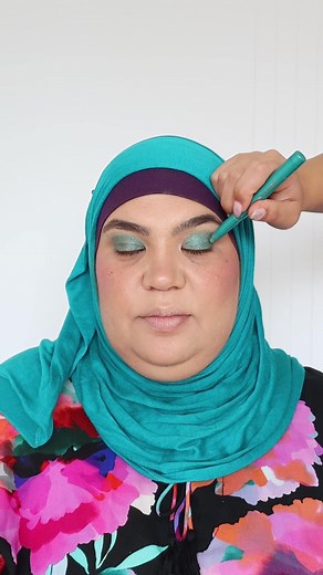 Makeup Transformation with Turquoise Headscarf Style