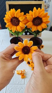 43K views · 773 reactions | Flower pen gamit ang fuzzywire #fuzzywireflower #pipecleanerflowers #pipecleanerart #pipecleaners #fuzzywire | Shanley Diy | Facebook