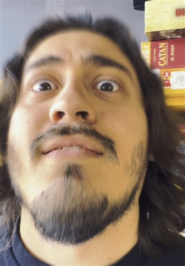 Exploding Kittens #followtherabbit #yellowrabbit #humor #comedia #risa #trend #galeriaseltriunfo #parati #paratii #foryou #muebles #games #juegosdemesa