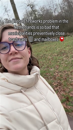Mathilde | Dutchie in México 🇲🇽 on Instagram: "To prevent trash cans from literally exploding, municipalities in the Netherlands close them in advance 🗑️ The Dutch are normally very serious about following rules, but on New Year’s Eve? All brakes are off. You can hear the fireworks already 🎇 Also way too funny: dog owners putting their tied poop bags in front of the closed trash cans 💩😂 Who’s going to clean that up tomorrow, huh? 🙃 What do you think about this tradition? Let me know in th