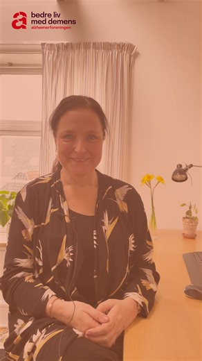 3 demensvenlige tips til en god påske 🐥🐣 Påsken kan være svær for mennesker med demens - og for dig som pårørende. Her i videoen får du Alzheimerforeningens demensfaglige rådgiver Lene Iben Hvidkjærs tre bedste råd til at gøre påsken så rar og fredelig som muligt 🧡💛 Send dit påskeæg gennem et bidrag til Demenslinien - så vi kan rådgive og hjælpe flere mennesker med demens inde på livet 👇 📲 MobilePay 430 422 | Alzheimerforeningen