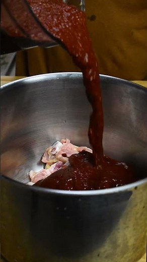 How to make chicken Pozole Rojo