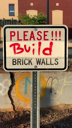 @cavemans_painting #graffiti #spraypaint #sign #foryourpqge