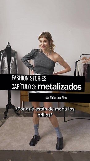Nuevo capítulo de Fashion Stories junto a @Valentina Ríos🦋 esta vez con Metalizados y su recorrido por la historia😍 ¿Qué dicen de cada época? Revísalo en este video #LeFreakEsChic #FashionTrends #Falabella #Chile#HPRadicalReuse