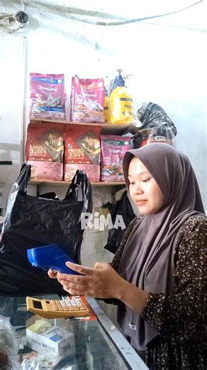 22 reactions · 16 comments | Masi vidio kelanjutan kemarin ya guys di buang sayang, siapa tau jadi cuan  #minivlog #dailyvlog #fyp #jangkauanluas #petshop | Rima | Facebook