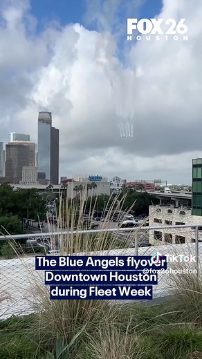Sound ON for this one! ✈️The Blue Angels took over the skies in Downtown Houston with a flyover to celebrate Fleet Week! #fleetweek #blueangels #houston