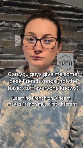 No song recs? Guess I’m learning French with Airlearn 🎧🇫🇷