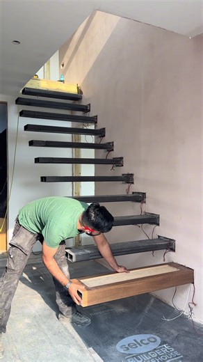 Luxury Staircase Designs for Modern Interiors