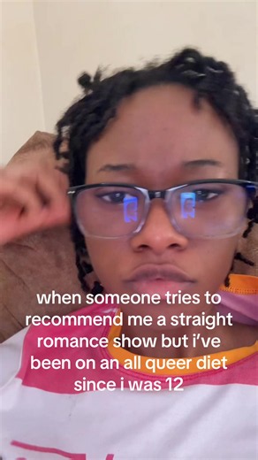 i saw an off campus clip on my tl a couple days ago, i was so confused like why am i seeing straight shit on twitter of all places 😭😭😭#omesiexe #fyp