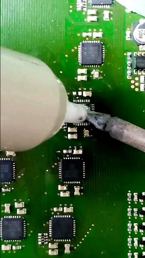 Desoldering Techniques using Desoldering Pump or Solder Sucker