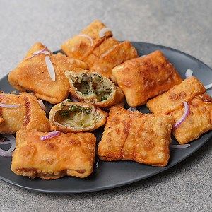 126K views · 1.1K reactions | Crispy Egg Pocket Recipe | Mini Mughlai Recipe | Yummy Recipes | Facebook