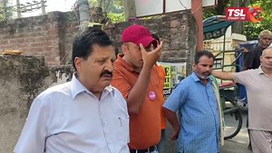 9.3K views · 242 reactions | Ward No. 31 ke log dhund rahe hai #Vikas Ko, Miley Toh batana Zaroor | Straight Line Mag | Facebook