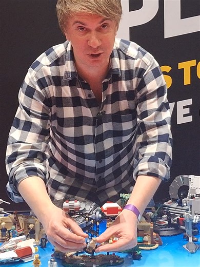 Blocks magazine Editor Graham E. Hancock plays with 75422 Yoda’s Hut and Jedi Training. The set uses the new LEGO SMART Brick and launches on March 1. #lego #starwars #legostarwars #legosmartplay #legosmartbrick #legofan #legofans #afol #afols #smartlego #legoexplainer