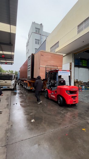 Delivery!!! One set of BG-4000D with 4 cavity blowing machine producing line. Shipping to our Southeast Asian customer | Amy Lin | Facebook