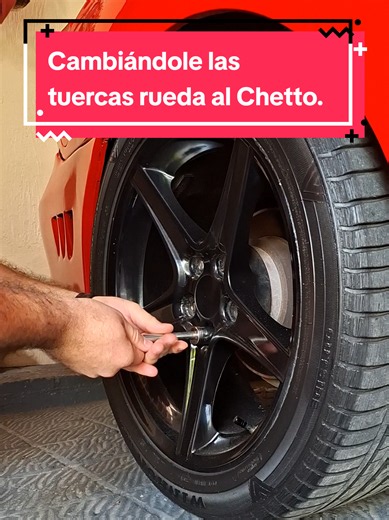 Detalles pequeños pero muy importantes para autos viejos. #pov #sn95 #carsoftiktok #fordmustang #autozone