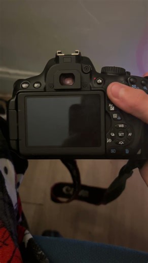 Canon EOS Rebel T4i Continuous Shooting, Shutter Sound | 5 FPS